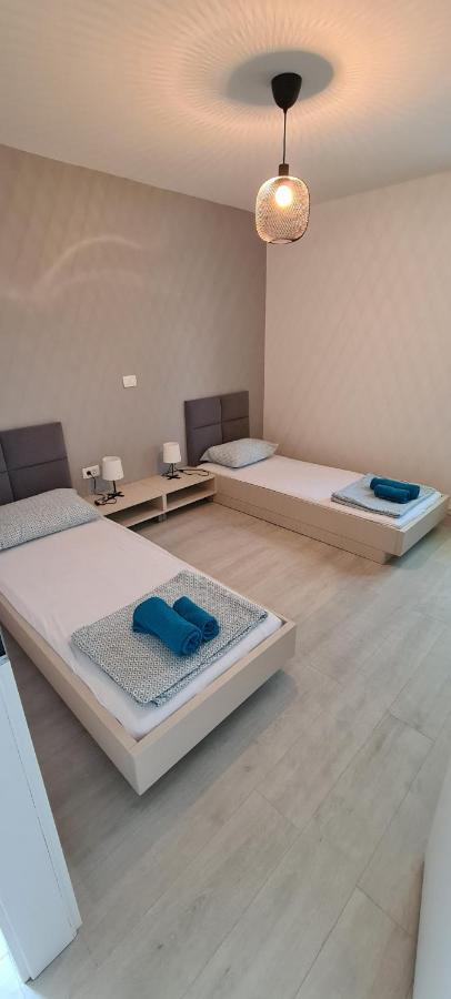 Apartment Sunny View Анкаран Екстериор снимка
